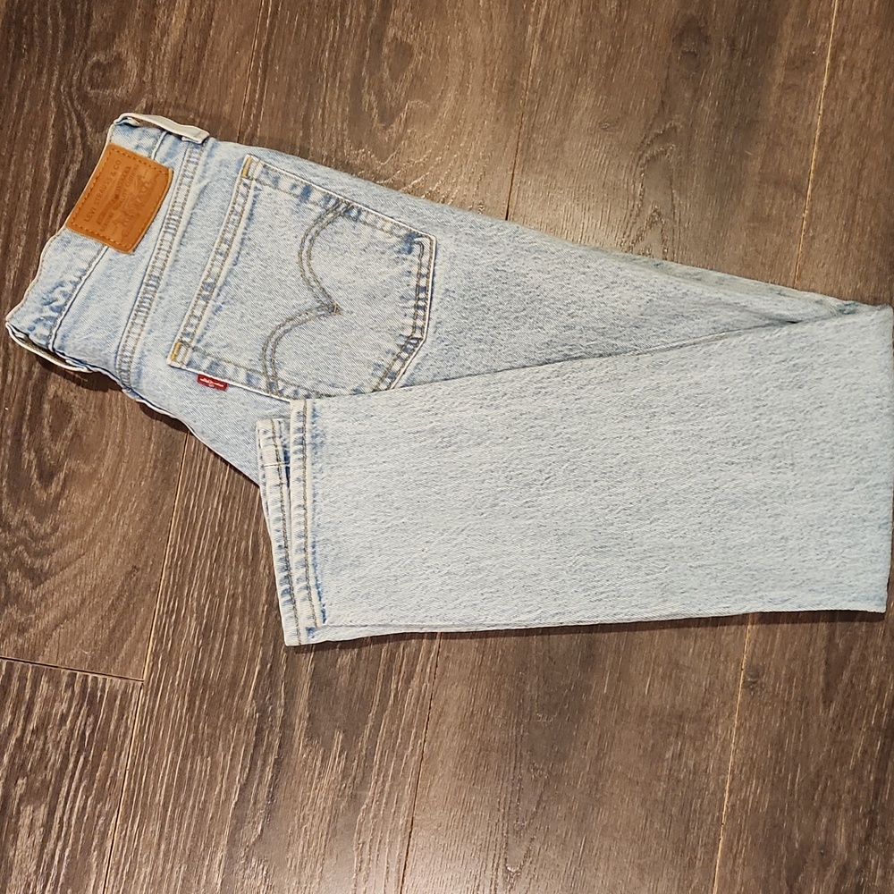 ❤️ LEVI'S PREMIUM WEDGIE ICON FIT HIGH RISE TAPERED ANKLE JEANS, 2 (26) - Picture 5 of 16